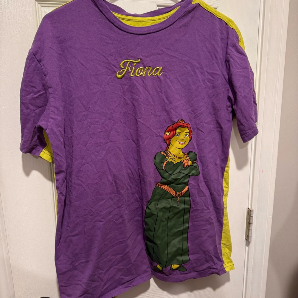 Dreamworks Shrek Movie - Fiona Purple and Yellow Short Sleeve Tee